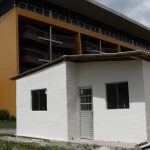 PCT Guamá e parceiros constroem e inauguram casa com material reciclado
